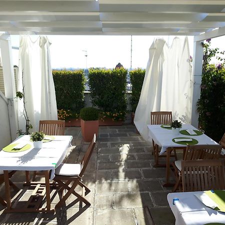 וגלי B&B Corte Regina Esther מראה חיצוני תמונה