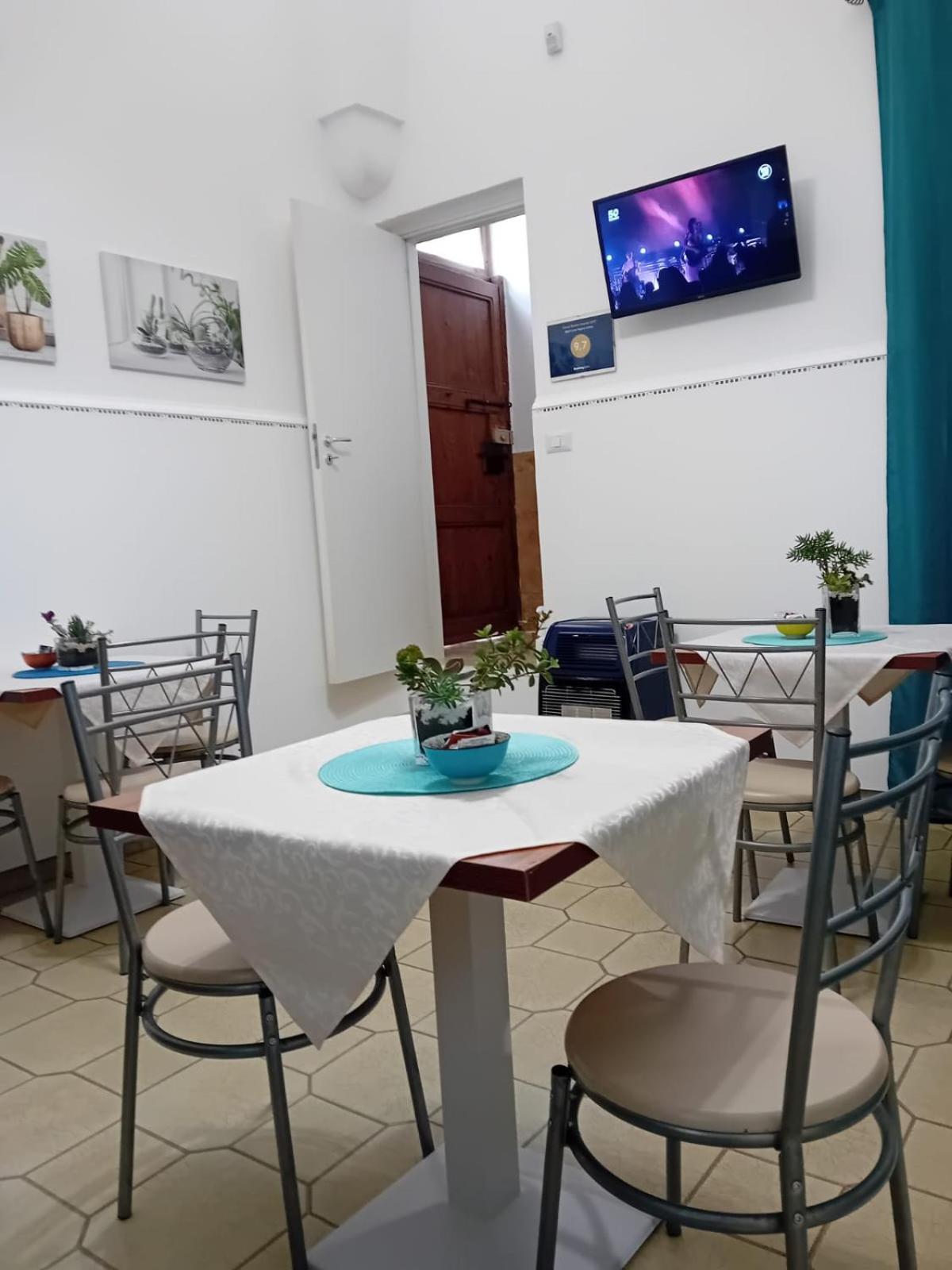 וגלי B&B Corte Regina Esther מראה חיצוני תמונה