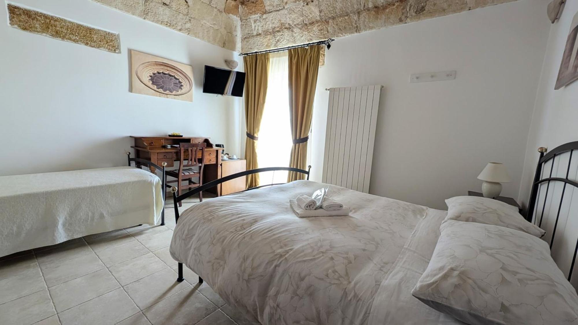 וגלי B&B Corte Regina Esther מראה חיצוני תמונה